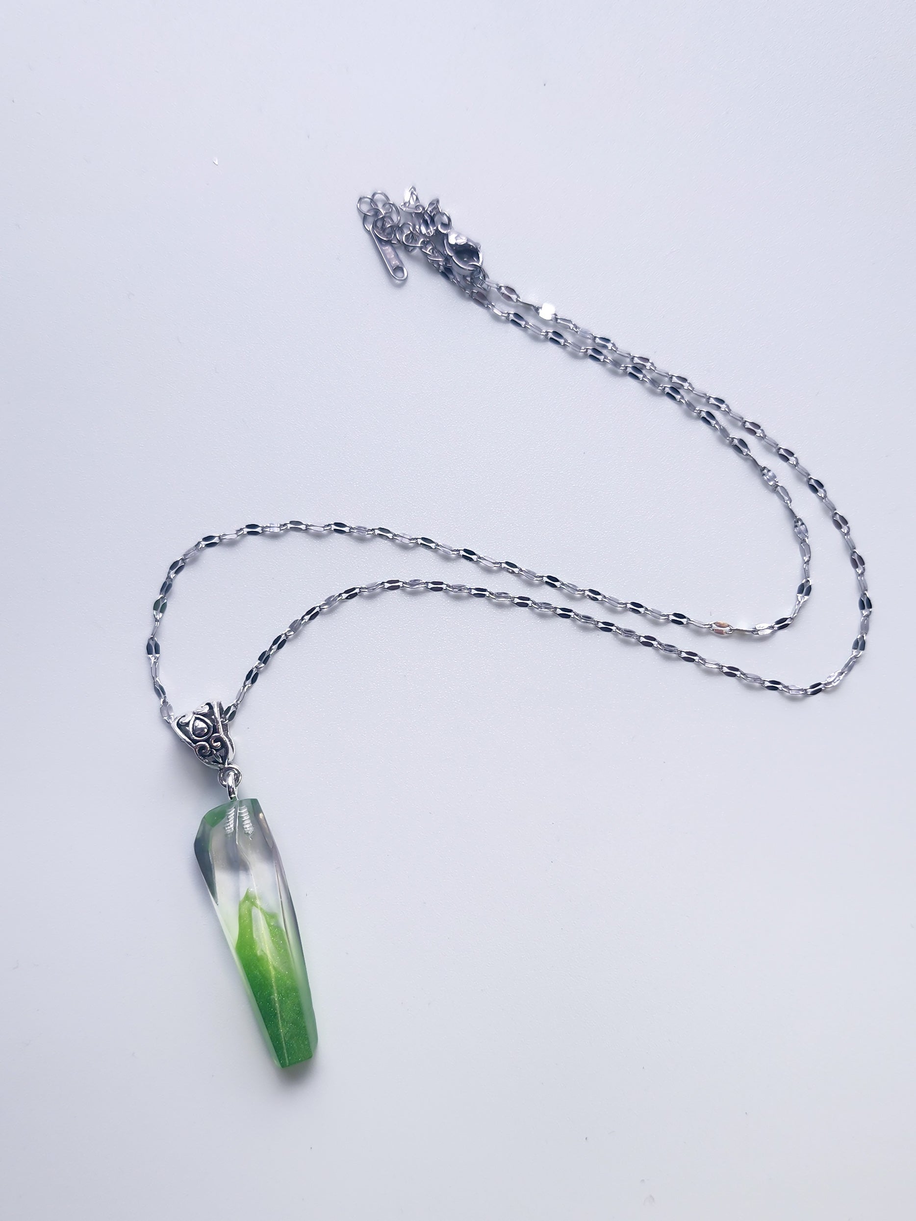 Emerald Veil - Necklace (1)