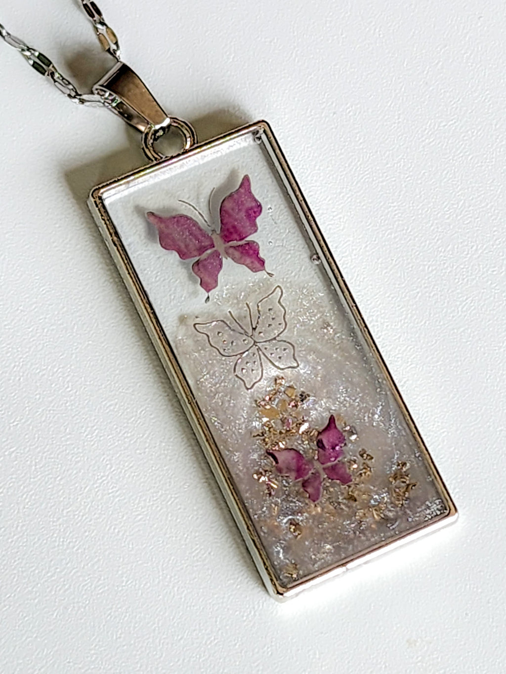Soft frost, Framed - Necklace