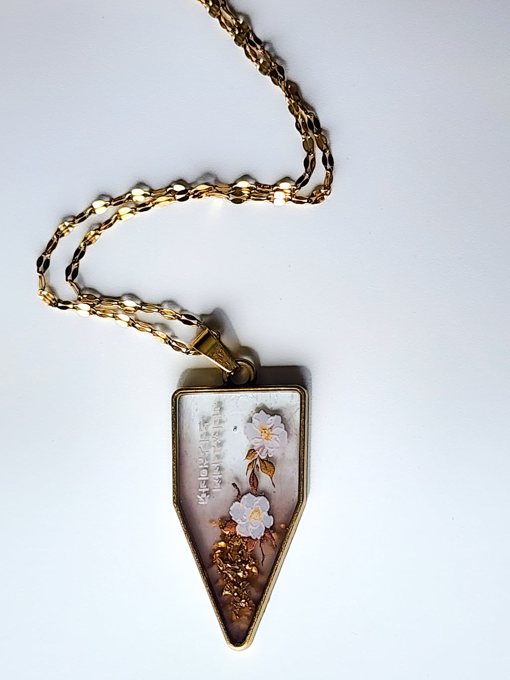 Porcelain Shield - Necklace | Porcelain Garden Collection