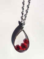 Scarlet Glass - Necklace | Roseglass Collection