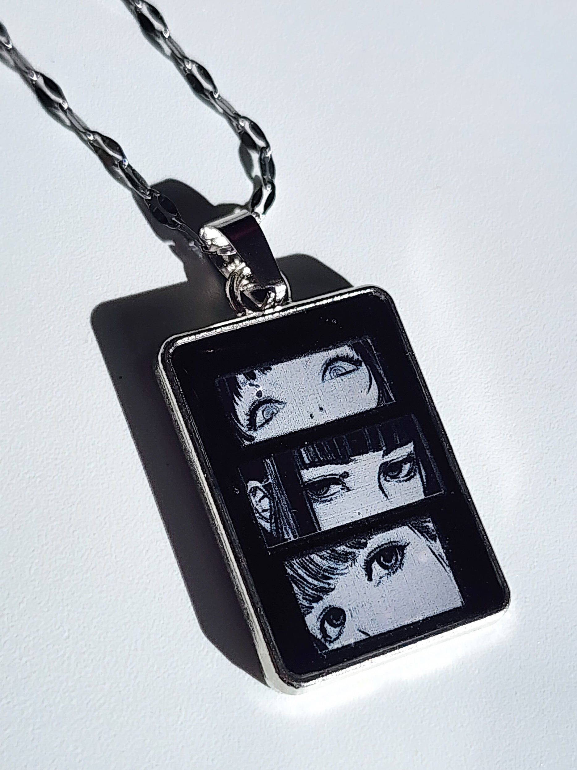 Shadows - Necklace - Pretty Little nightmares